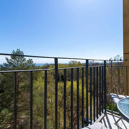 Bright & Modern With Balcony And Seaview By Renters *