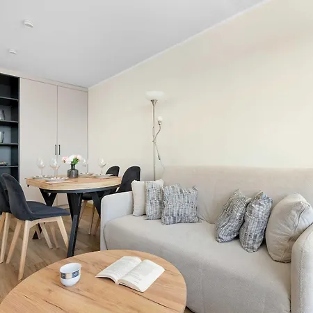 Bright & Modern With Balcony And Seaview By Renters * سوبوت