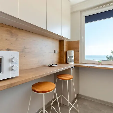 Bright & Modern With Balcony And Seaview By Renters شقة *
